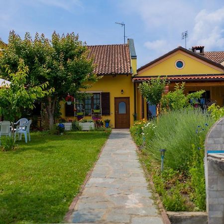 Villa Aurora Quargnento ภายนอก รูปภาพ