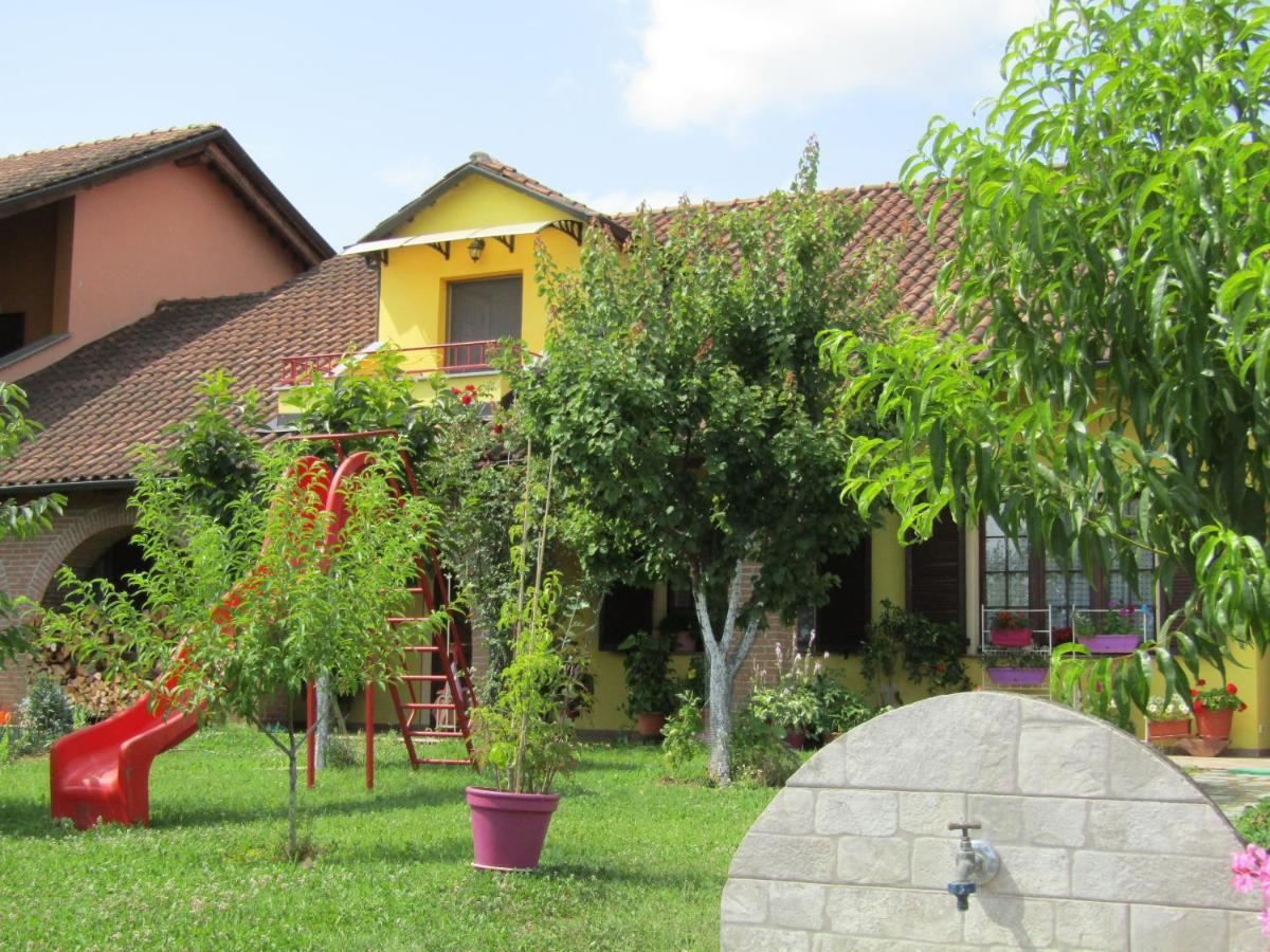 Villa Aurora Quargnento ภายนอก รูปภาพ