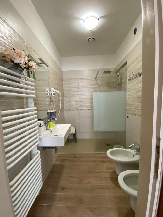 Villa Aurora Quargnento ภายนอก รูปภาพ