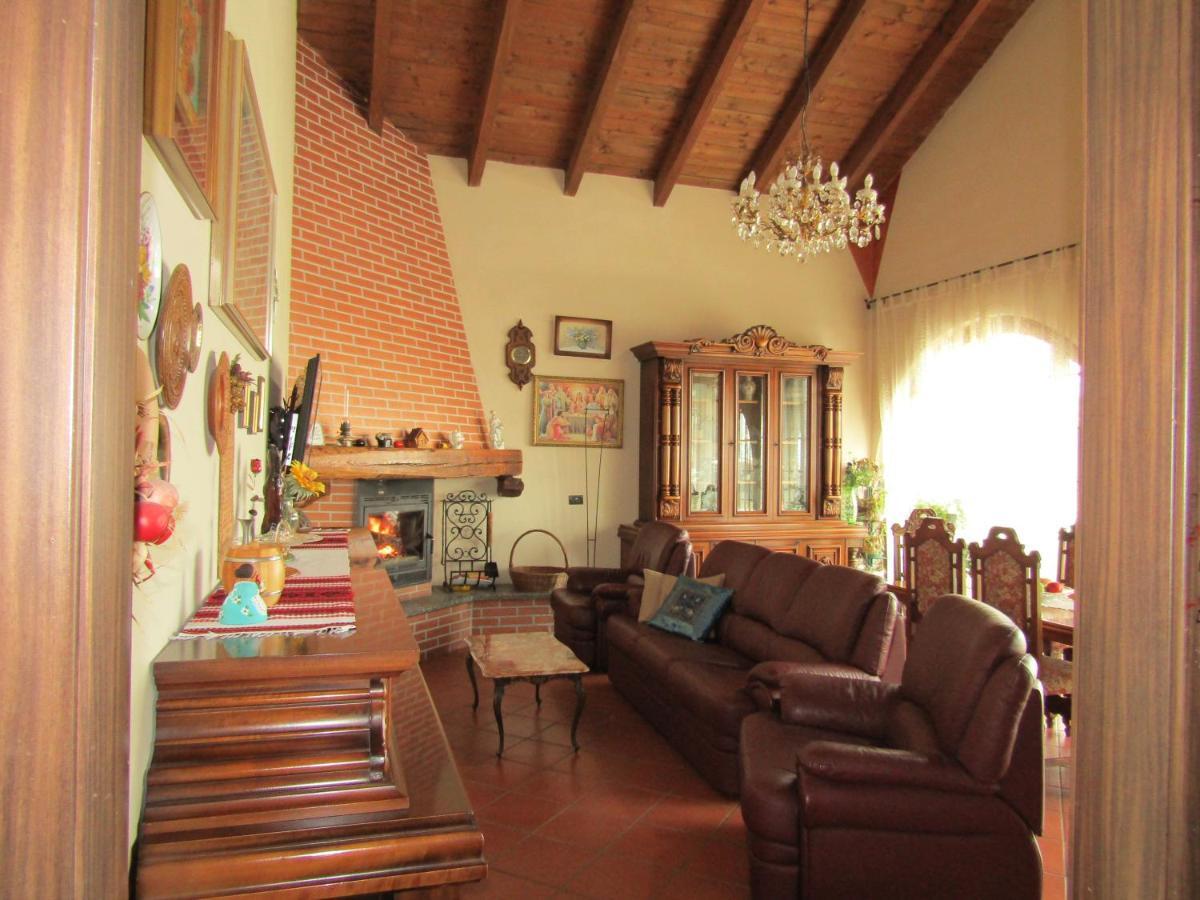 Villa Aurora Quargnento ภายนอก รูปภาพ